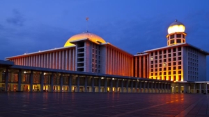 4 Wisata Masjid Jakarta Yang Bersejarah dan Mengagumkan 4