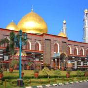 5 Destinasi Wisata Ramadhan Yang Selalu Ramai Pengunjung 4