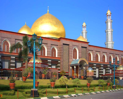 5 Destinasi Wisata Ramadhan Yang Selalu Ramai Pengunjung 4