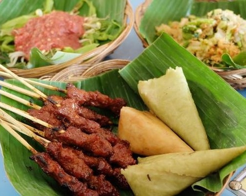 5 Makanan Khas Lombok Yang Leza Selain Ayam Taliwang Yang Pedas