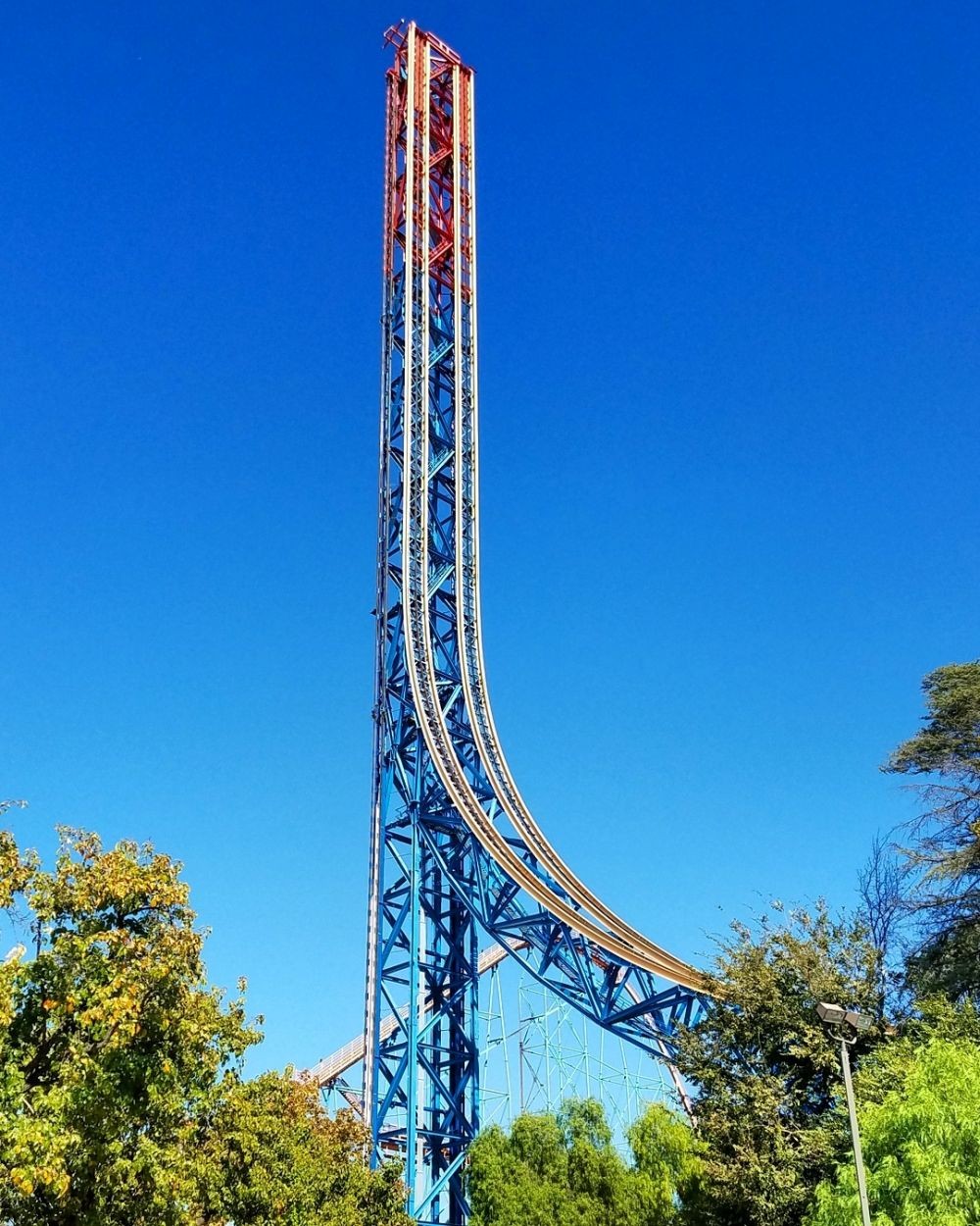 Khusus Adrenaline Junkie ! Kunjungi 10 Wisata Roller Coaster Paling Tinggi Dan Menakutkan Di Dunia 3