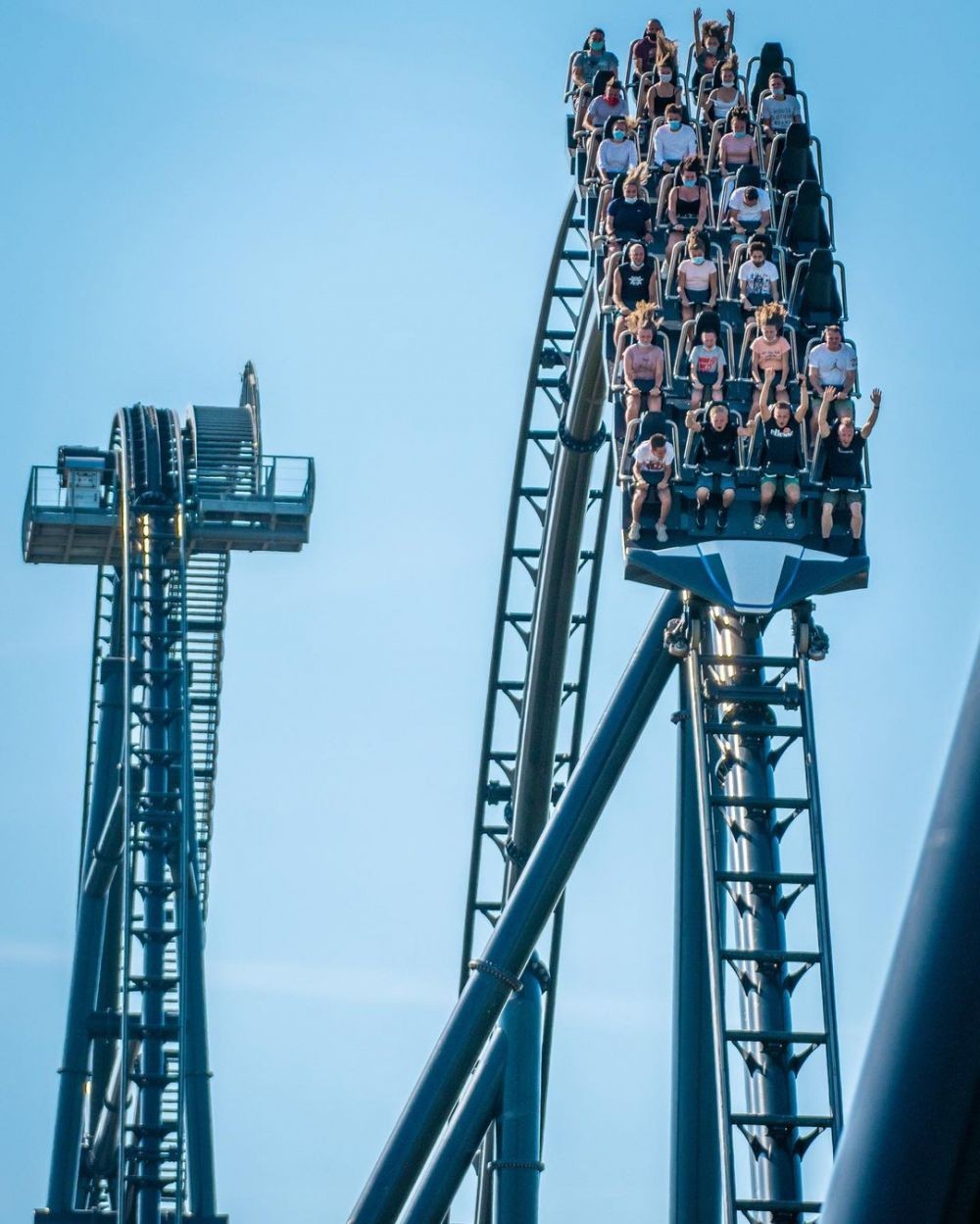 Khusus Adrenaline Junkie ! Kunjungi 10 Wisata Roller Coaster Paling Tinggi Dan Menakutkan Di Dunia 9