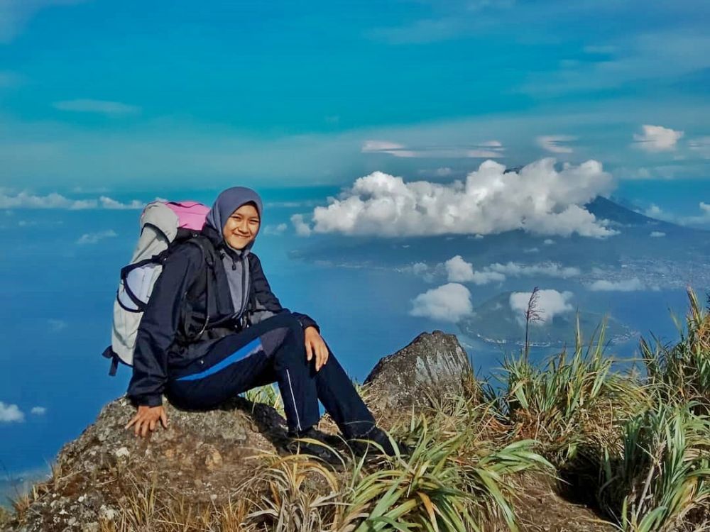 5 Wisata Gunung Maluku Utara Yang Wajib Kamu Kunjungi