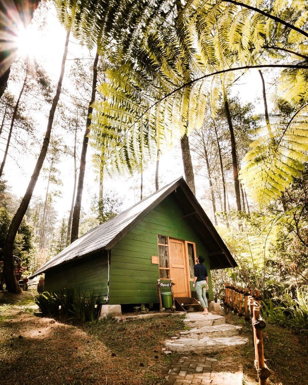 7 Destinasi Wisata Glamping Paling Populer Di Bandung 4