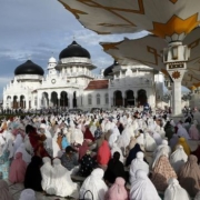 5 Masjid Indah Dan Cantik Yang Bisa Dijadikan Destinasi Wisata Religi 5