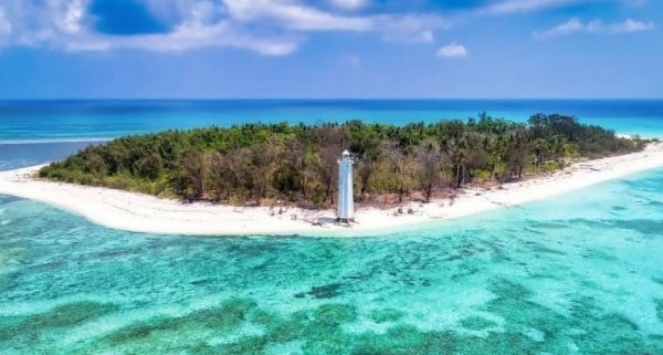 Liburan Di Pulau Terluar Makassar Yang Sepi Manusia