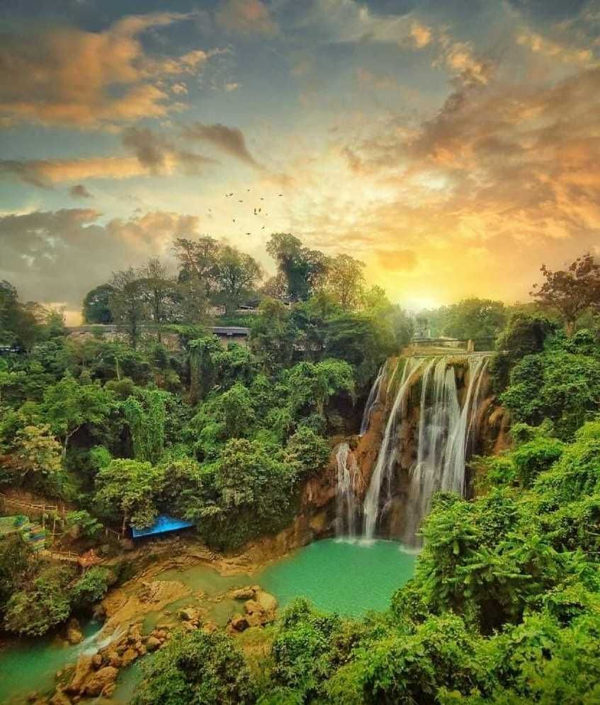 6 Wisata Air Terjun Di Indonesia Dengan Pesonanya Yang Indah 2