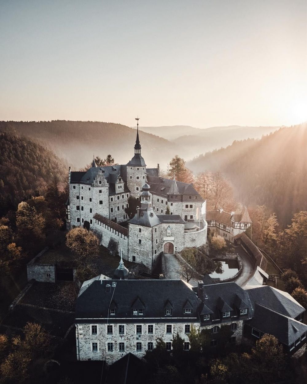 5 Wisata Kastil Bavaria-Jerman Yang Memiliki Keindahan Yang Mempesona 3