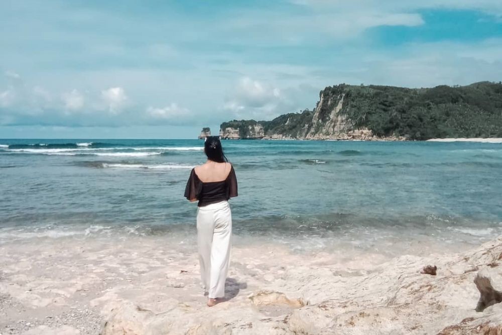 6 Wisata Pantai Tulungagung Yang Populer Dan Putih Cocok Untuk Refreshing 3