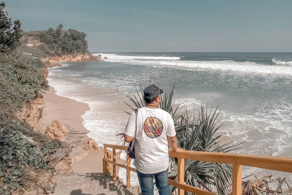 6 Wisata Pantai Tulungagung Yang Populer Dan Putih Cocok Untuk Refreshing 6