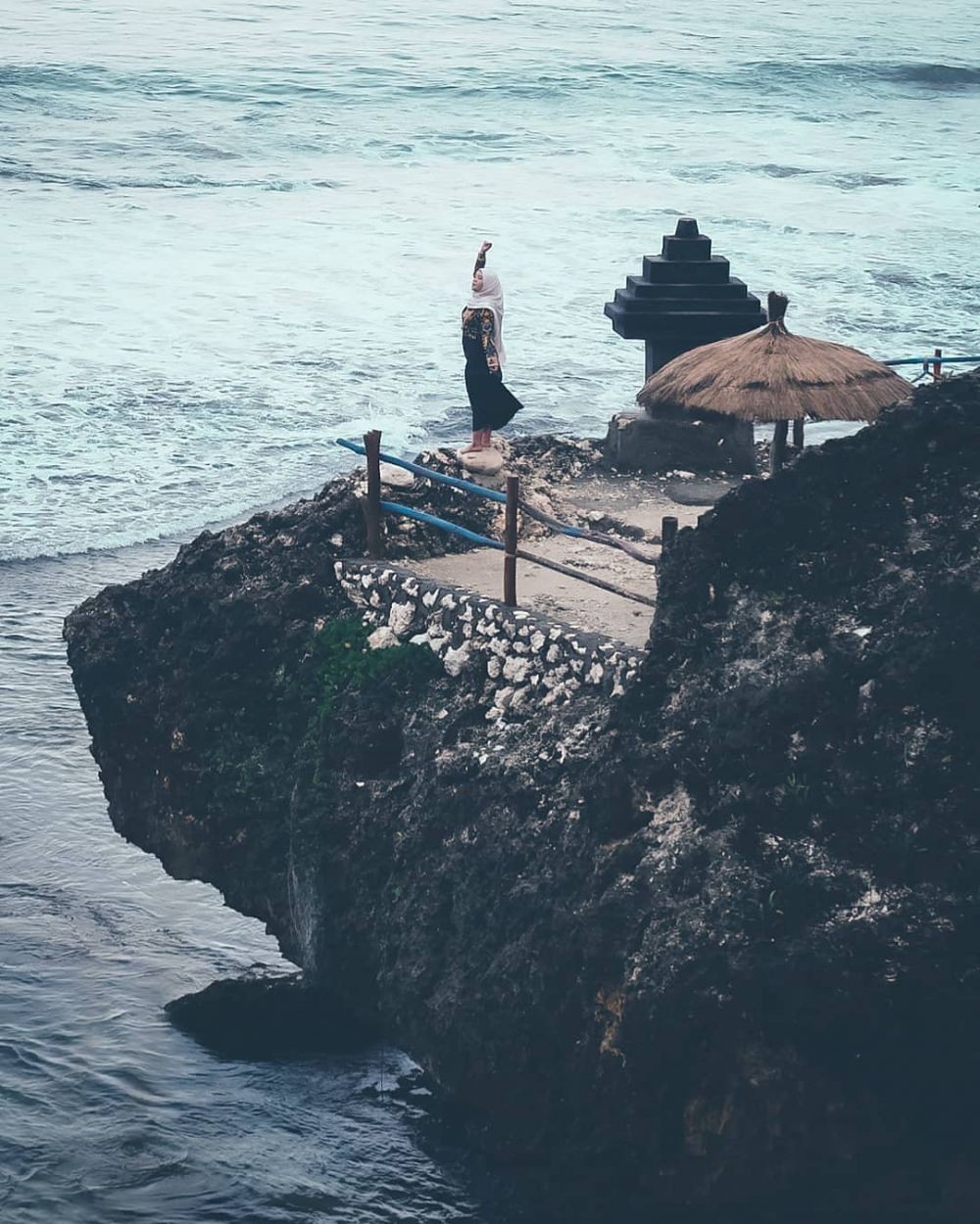 Warga Jakarta Tidak Harus Liburan Ke Bali ! Kunjungi 8 Wisata Pantai Jawa Yang Mirip Pulau Dewata Ini 4