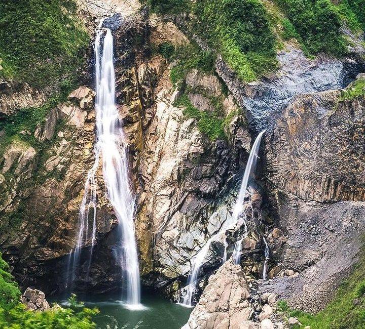 5 Destinasi Wisata Air Terjun Ekuador Terindah yang Membuat Liburan Anda Semakin Mempesona