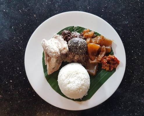 5 Restoran Gudeg Bekasi Yang Menawarkan Pilihan Menu Lengkap, Di Jamin Ketagihan 5