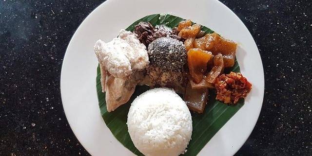 5 Restoran Gudeg Bekasi Yang Menawarkan Pilihan Menu Lengkap, Di Jamin Ketagihan 5