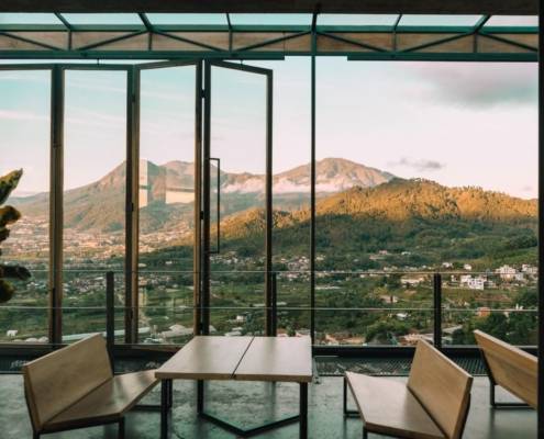 6 Rekomendasi Kafe Kota Batu Malang Dengan Pemandangan Pegunungan Yang Indah 6