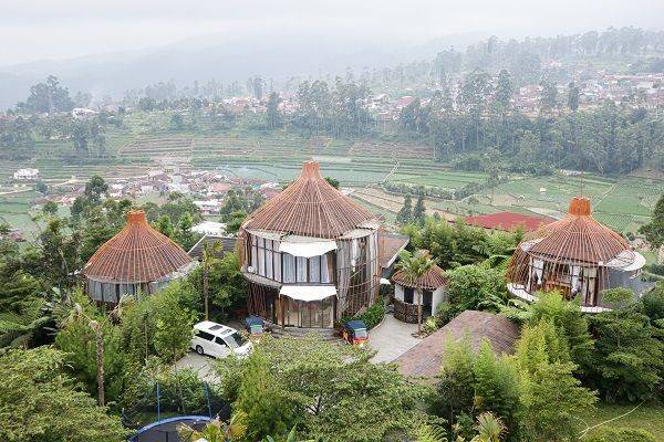 7 Destinasi Wisata Glamping Bandung Terpopuler Dengan Panorama Alam Indah dan Suasana Sejuk 3