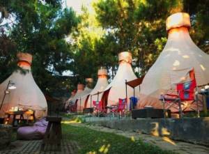 7 Destinasi Wisata Glamping Bandung Terpopuler Dengan Panorama Alam Indah dan Suasana Sejuk 5