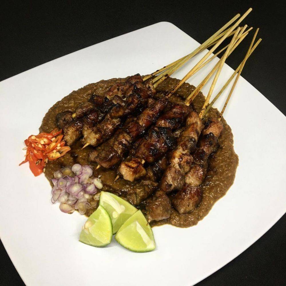 7 Tempat Makan Sate Babi Malang Pilihan Tepat untuk Liburan Bersama Keluarga