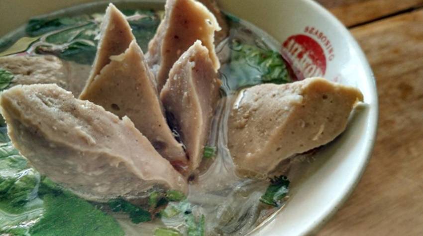 Yakin Kamu Bisa Habiskan Ini 5 Warung Bakso Raksasa Terpopuler Di Indonesia 4