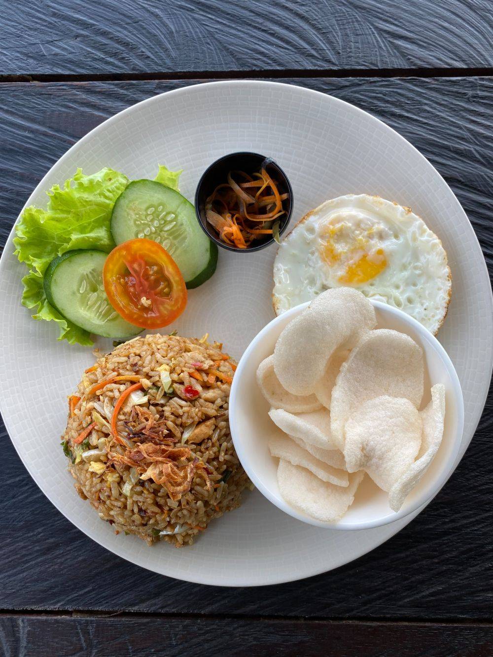 10 Hidden Gem Makanan Tradisional Indonesia di Pinggir Jalan
