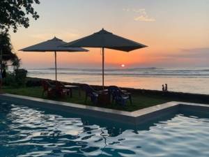 5 Rekomendasi Penginapan Terbaik Krui Lampung untuk Para Surfer 4