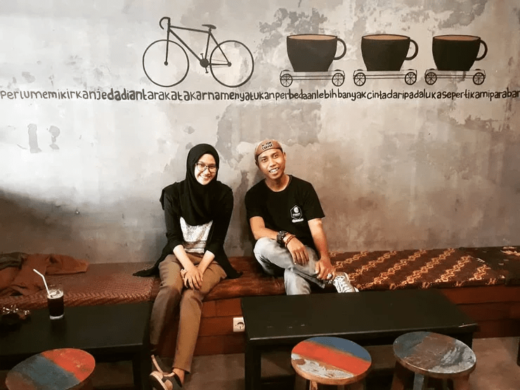 7 Cafe Kekinian Jakarta yang Wajib Dikunjungi Oleh Komunitas Sepeda 4