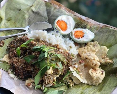 5 Nasi Pecel Terenak Surabaya Dengan Pilihan Lauk Berlimpah 4