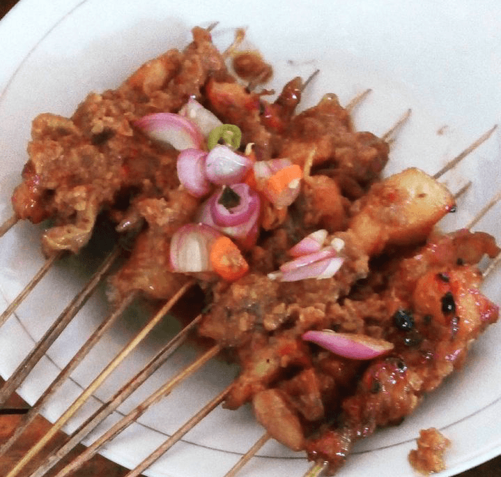 5 Tempat Makan Sate Ambal Kebumen Terpopuler Yang Buat Kamu Ketagihan 3