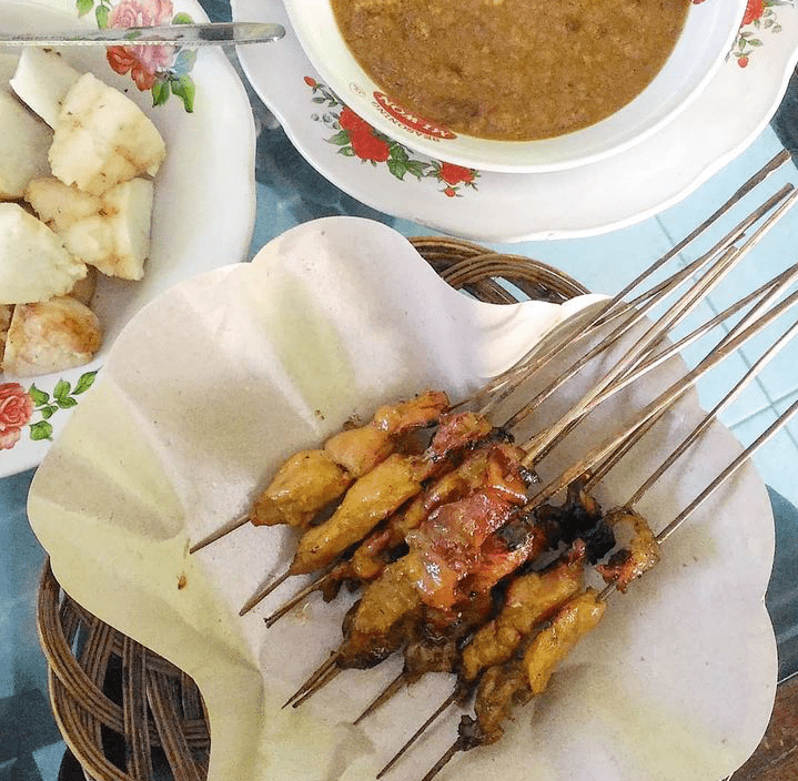 5 Tempat Makan Sate Ambal Kebumen Terpopuler Yang Buat Kamu Ketagihan 4