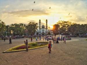 5 Tempat Ngabuburit Kota Malang Terpopuler dengan Pemandangan Indah dan Kuliner Lezat 5