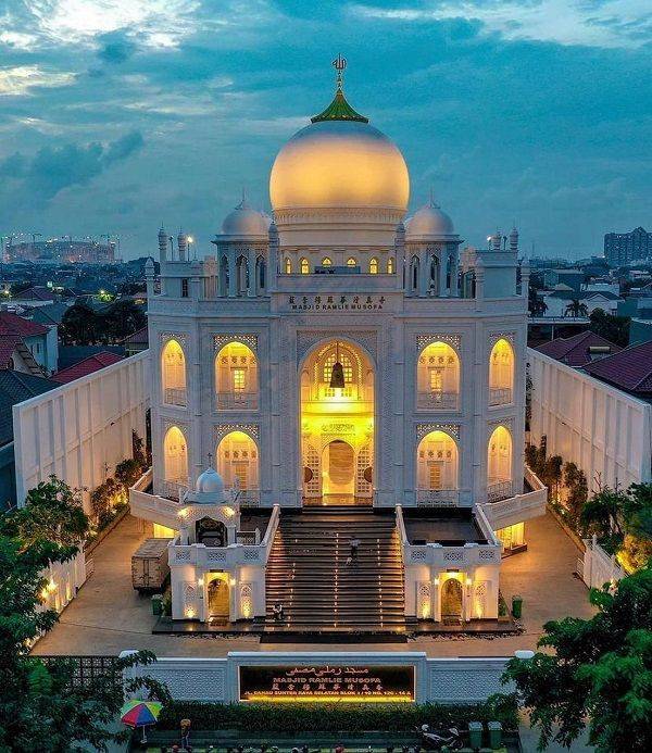 7 Masjid Megah Jakarta Terpopuler Yang Wajib Dikunjungi Saat Ramadan 2023 2