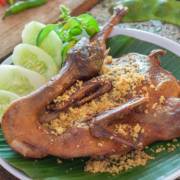 Dijamin Ketagihan, Coba 5 Restoran Bebek Jakarta Selatan Yang Nikmat Dan Lezat Ini 5