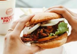 Jangan Lewatkan 5 Tempat Makan Burger Semarang Terlezat dan Terjangkau Mulai Dari Rp 10.000 2