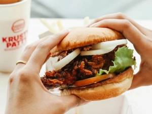 Jangan Lewatkan 5 Tempat Makan Burger Semarang Terlezat dan Terjangkau Mulai Dari Rp 10.000 2