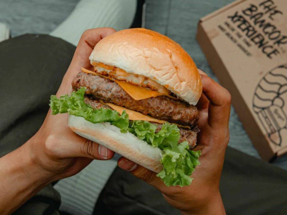 Jangan Lewatkan 5 Tempat Makan Burger Semarang Terlezat dan Terjangkau Mulai Dari Rp 10.000 4