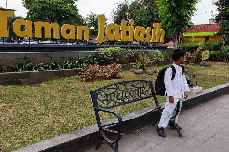 Temukan Sensasi Berburu Takjil di 7 Lokasi Ngabuburit Bekasi Murah Meriah 7