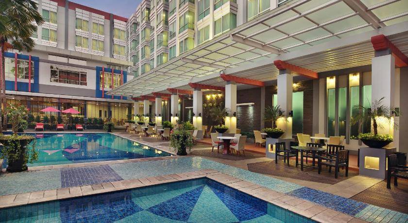 5 Hotel Pontianak Terbaik Dilengkapi Dengan Fasilitas Kolam Renang 2