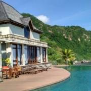 5 Rekomendasi Hotel Jogja dengan Infinity Pool View Laut yang Breathtaking 5