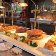 Explorasi Kuliner Di 7 Restoran Buffet Hotel Jakarta Yang Lezat dan Nikmat 7
