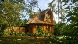 Merasakan Nuansa Alam Bali di 5 Hotel Bambu Bali Yang Terkenal Dan Tak Terlupakan 2