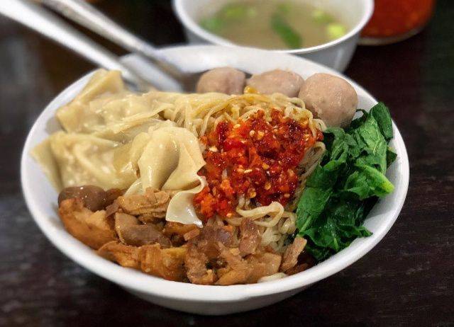 Tak Cuma Enak, 5 Tempat Makan Siang Jakarta Ini Juga Ramah Kantong 5