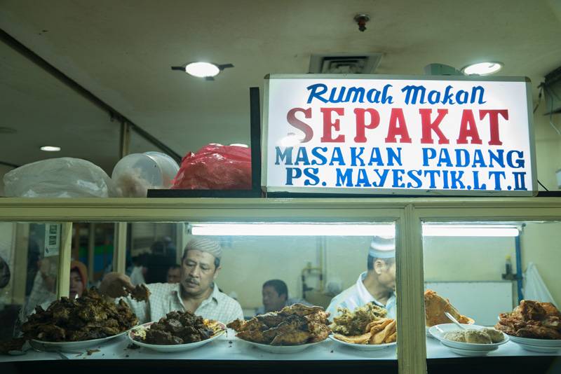 10 Tempat Makan Jakarta Yang Legendaris Yang Tak Pernah Mengecewakan 2