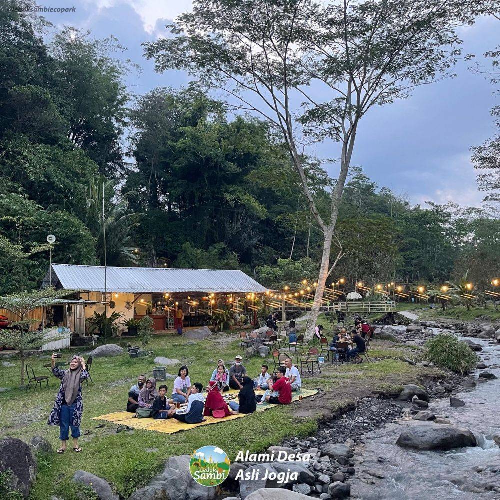 7 Tempat Camping Yogyakarta dengan Pemandangan yang Instagramable 5