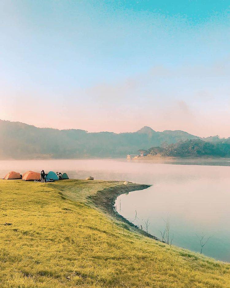 7 Tempat Camping Yogyakarta dengan Pemandangan yang Instagramable 7