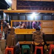 5 Rekomendasi Kuliner Malam Surabaya, Mencicipi Lezatnya Mie Kluntung Yang Mengenyangkan