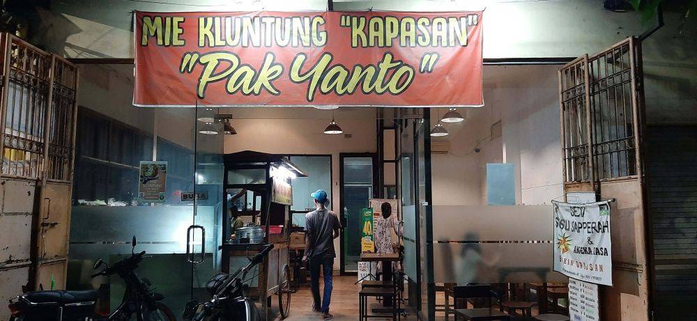 5 Rekomendasi Kuliner Malam Surabaya, Mencicipi Lezatnya Mie Kluntung Yang Mengenyangkan 2