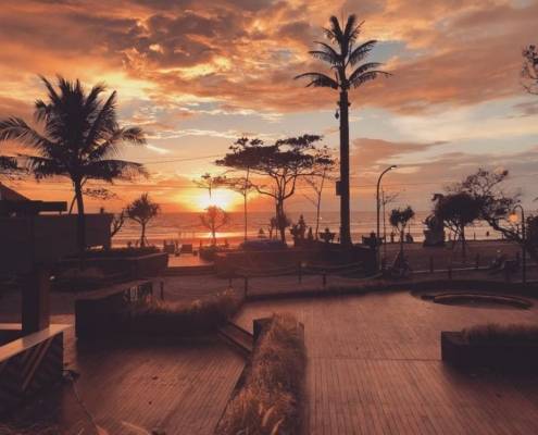 5 Sunset Bar Bali Terpopuler Paling Hits untuk Chill Out