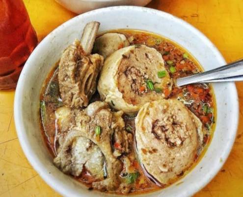 5 Tempat Makan Bakso Terenak Jakarta yang Bikin Ketagihan