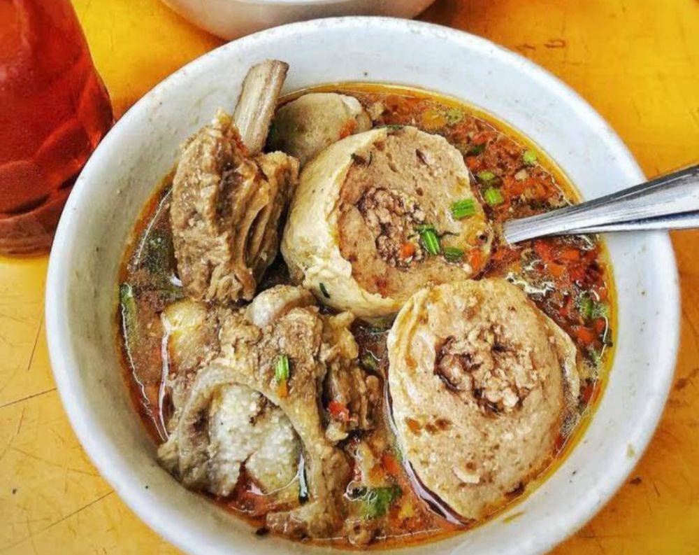 5 Tempat Makan Bakso Terenak Jakarta yang Bikin Ketagihan