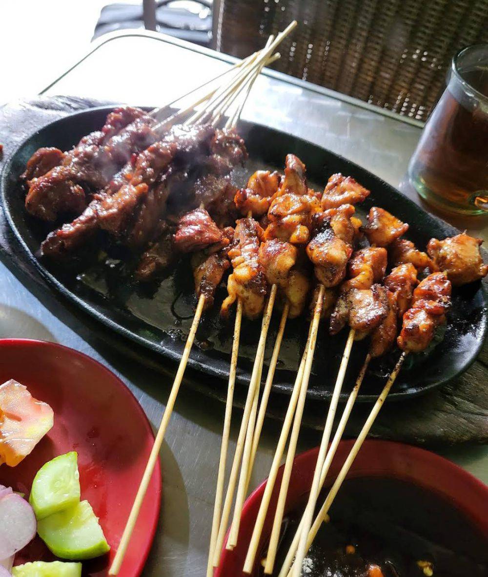 5 Tempat Makan Sate Bandung Dengan Rasa Dan Porsi Yang Memuaskan 5